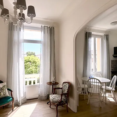 2rooms App 9 Min Festival -balcon-wifi Cannes